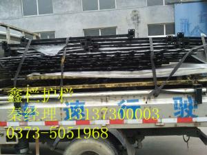 獲嘉賈經(jīng)理古銅大門，圍墻護欄裝車待發(fā)